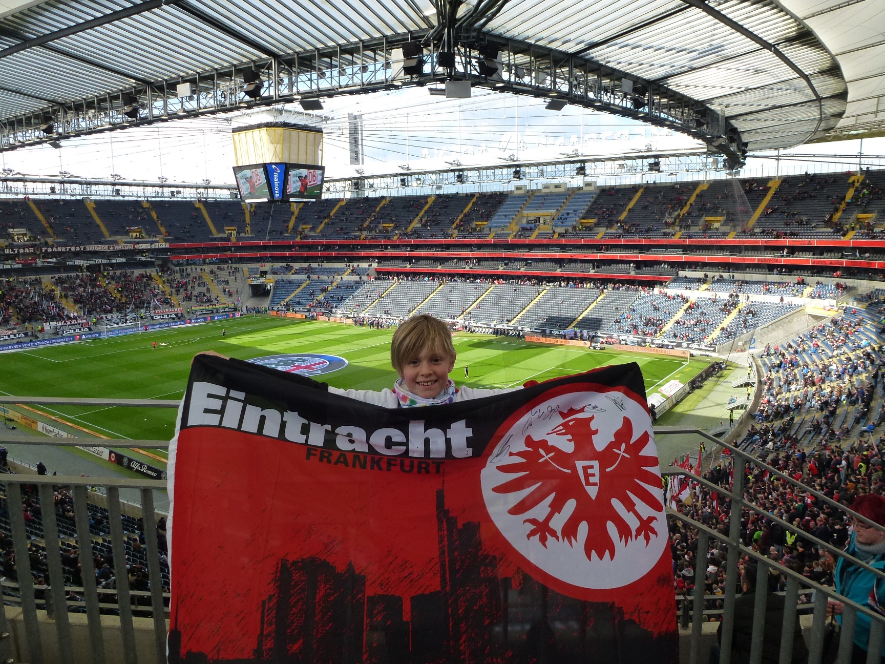 Fahrt mit der KiJuFö zur Frankfurter Eintracht